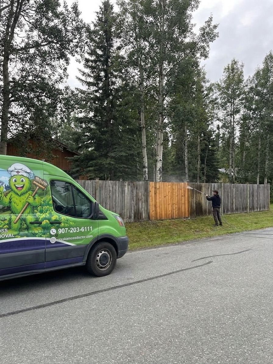 Soft wash cleaning for wood fences