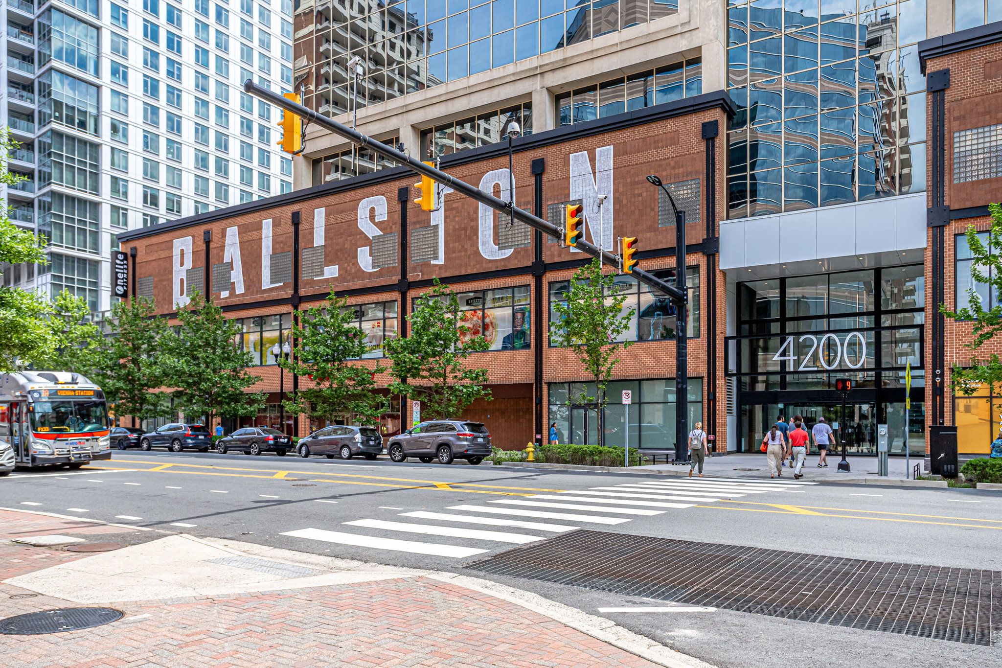 Best Arlington VA neighborhoods for young professionals 2026
